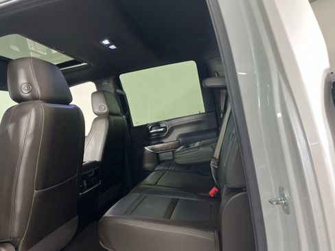 Used 2023 GMC Sierra 2500 Denali w/ Denali Ultimate Package image 26