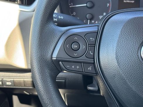 Used 2025 Toyota Corolla LE image 15