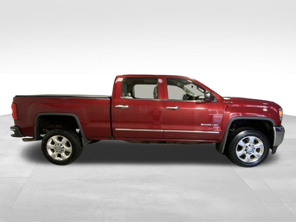 Used 2019 GMC Sierra 2500 SLT w/ LPO, Protection Package AWD/4WD image 11