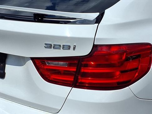 Used 2015 BMW 328i Gran Turismo xDrive AWD/4WD image 23