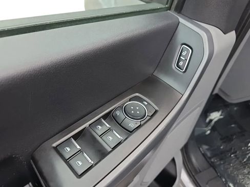 Used 2023 Ford F250 XLT AWD/4WD image 13