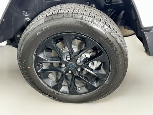 Used 2024 Jeep Wrangler Unlimited Sahara AWD/4WD image 11