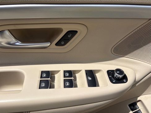 Used 2013 Volkswagen Eos Komfort image 38