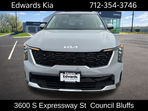 New 2026 Kia Sorento S AWD/4WD image 2