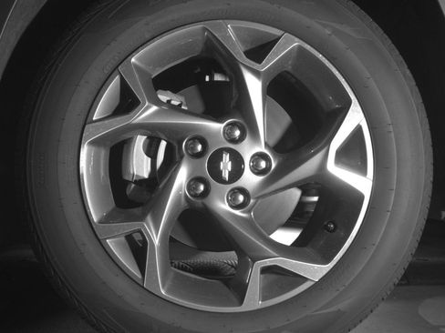 Used 2025 Chevrolet Trax LT image 12