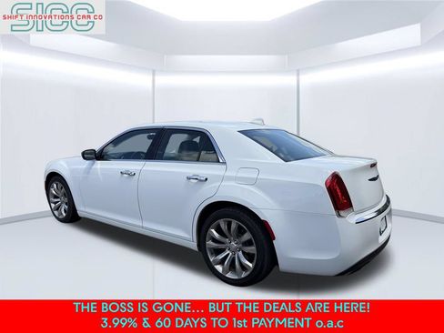 Used 2019 Chrysler 300 Limited RWD image 4