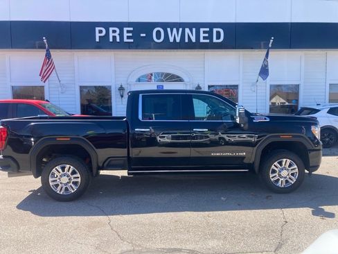 Used 2022 GMC Sierra 2500 Denali image 4