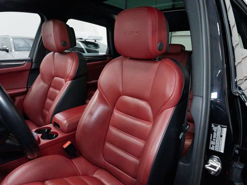 Used 2022 Porsche Macan GTS AWD/4WD image 23