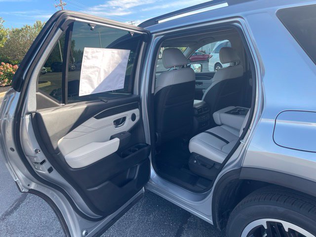 New 2026 Honda Pilot Touring image 21