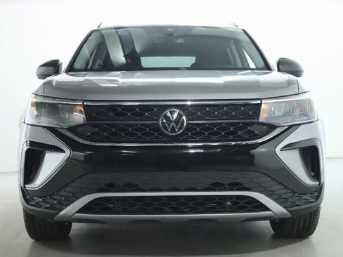 Used 2023 Volkswagen Taos S image 5