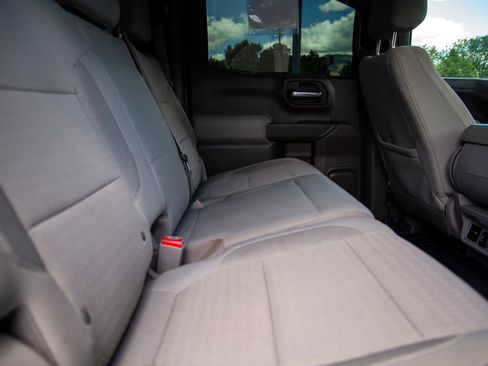 Used 2019 Chevrolet Silverado 1500 LT w/ Convenience Package AWD/4WD image 14