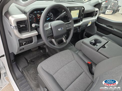 New 2025 Ford F250 XL image 7