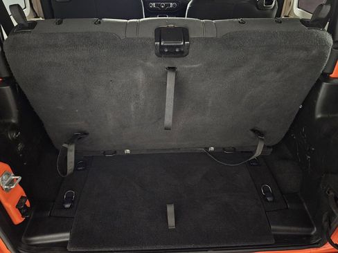 Used 2020 Jeep Wrangler Sport image 30