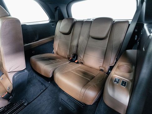 Certified 2024 Mercedes-Benz GLS 450 4MATIC image 31