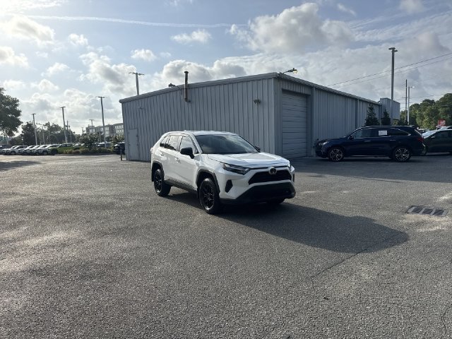 Used 2025 Toyota RAV4 LE FWD image 3