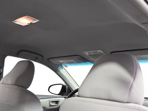 Used 2015 Toyota Camry LE image 17