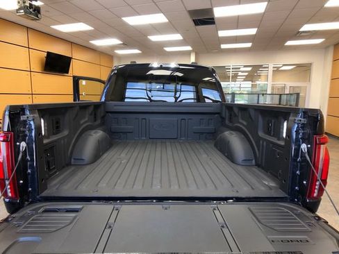 Used 2025 Ford F150 Raptor AWD/4WD image 23