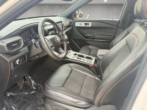 Used 2023 Ford Explorer ST-Line w/ Class IV Trailer Tow Package RWD image 20