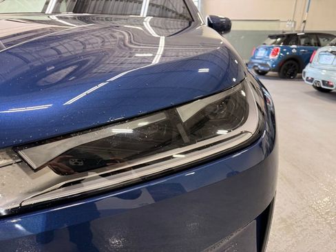 Used 2023 BMW iX xDrive50 w/ Premium Package image 9