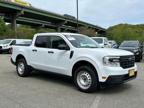 Used 2023 Ford Maverick XL FWD image 1