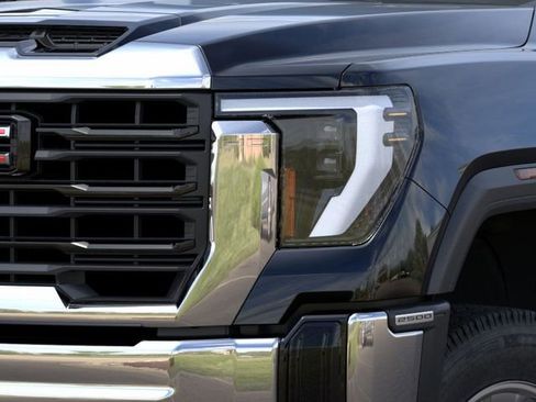 New 2025 GMC Sierra 2500 Pro w/ Convenience Package image 10