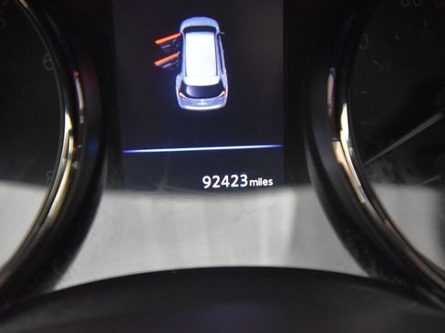 Used 2018 Nissan Rogue SL image 15