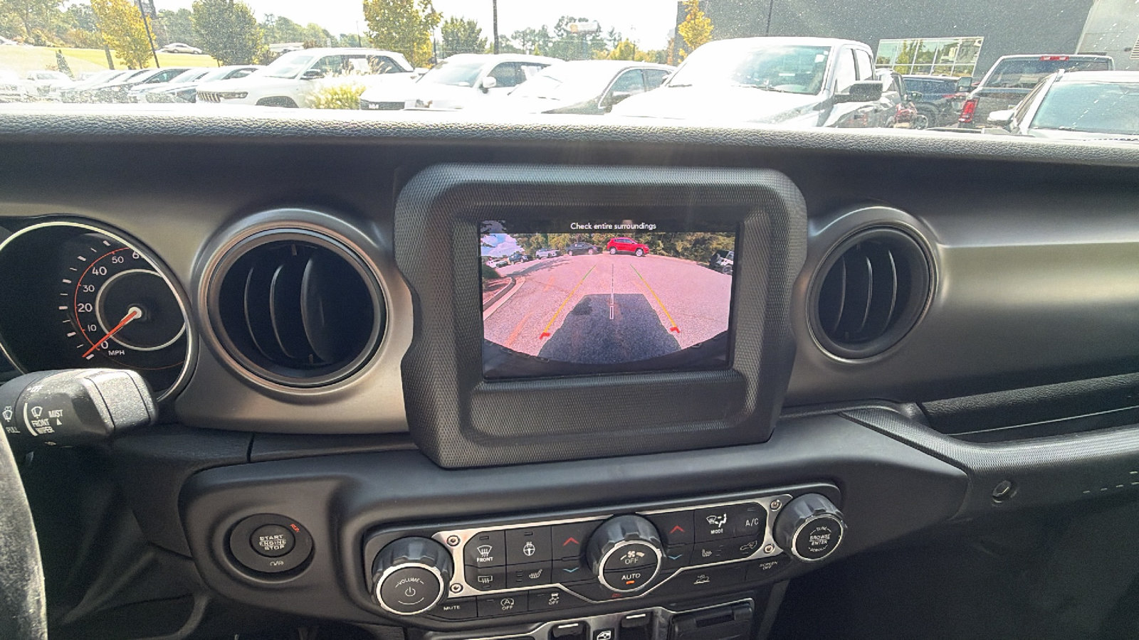 Used 2022 Jeep Wrangler Unlimited Sport AWD/4WD image 33