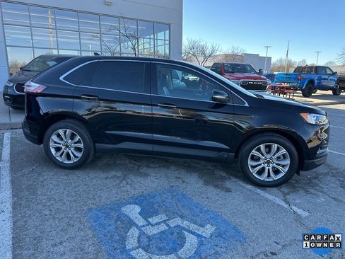 Used 2024 Ford Edge Titanium image 35