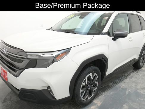 Used 2026 Subaru Forester Premium AWD/4WD image 3