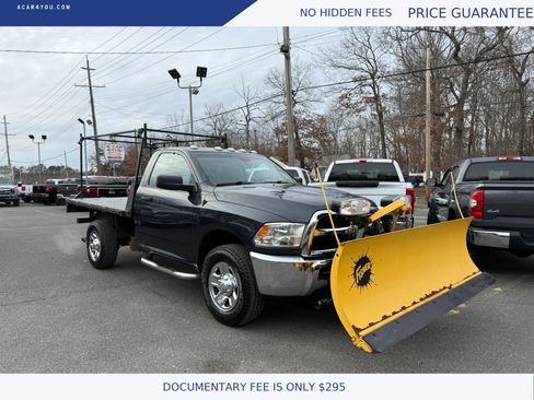 Used 2016 RAM 2500 Tradesman w/ Chrome Appearance Group image 1