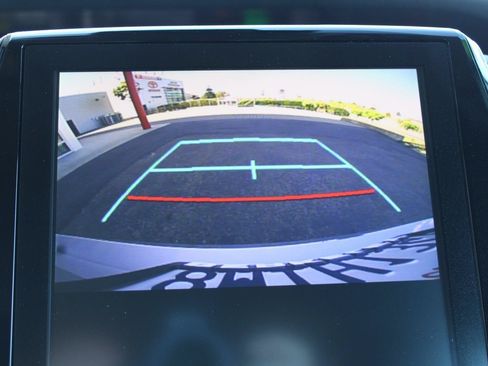 Used 2020 Toyota Prius Prime XLE FWD image 19