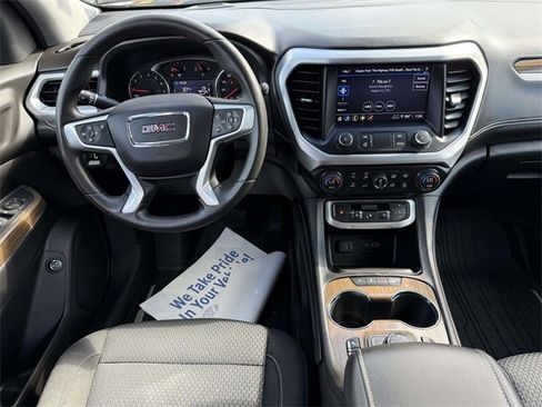 Certified 2023 GMC Acadia SLE w/ Driver Convenience Package image 12