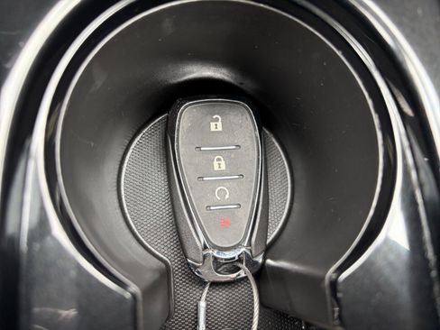 Used 2025 Chevrolet TrailBlazer LT FWD image 21