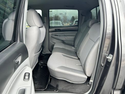 Used 2013 Toyota Tacoma 4x4 Double Cab w/ TRD Off-Road Pkg image 23