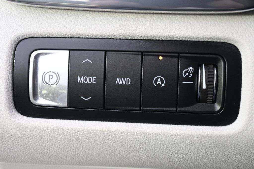 Used 2024 GMC Acadia Denali w/ Super Cruise Package AWD/4WD image 26