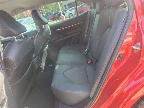 Certified 2020 Toyota Camry XSE FWD image 29
