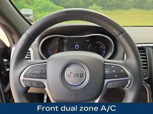 Used 2018 Jeep Grand Cherokee Altitude AWD/4WD image 4