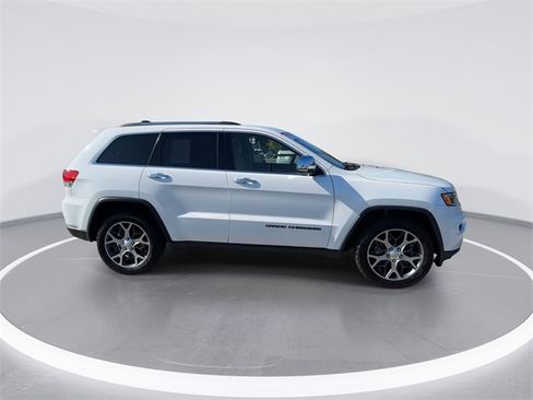 Used 2019 Jeep Grand Cherokee Limited w/ Trailer Tow Group IV image 8