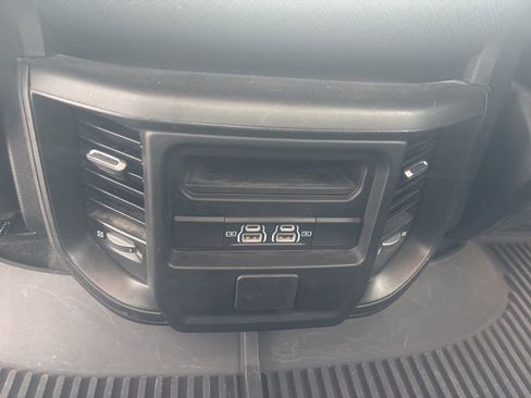 Used 2022 RAM 1500 Laramie AWD/4WD image 16