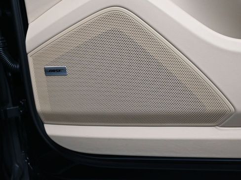 New 2026 Porsche Cayenne Coupe AWD/4WD image 30