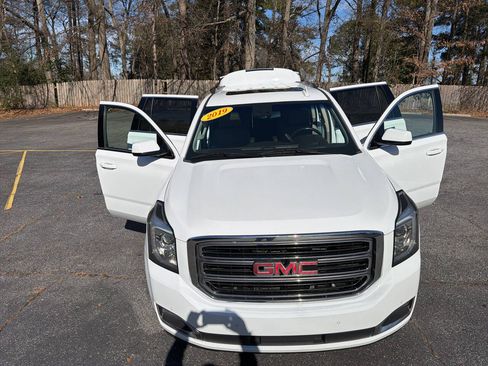 Used 2019 GMC Yukon SLT w/ Open Road Package RWD image 36
