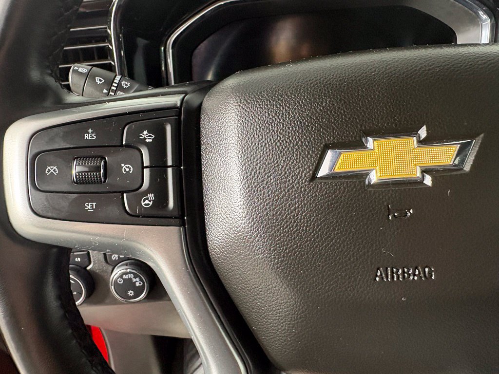 Used 2024 Chevrolet Silverado 1500 LT AWD/4WD image 19