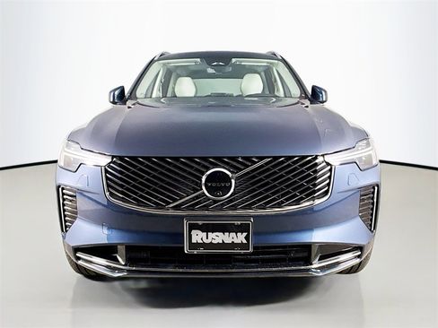 New 2026 Volvo XC90 T8 Ultra w/ Protection Package Premier image 2