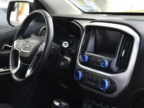 Used 2018 GMC Canyon SLT w/ Trailering Package RWD image 27