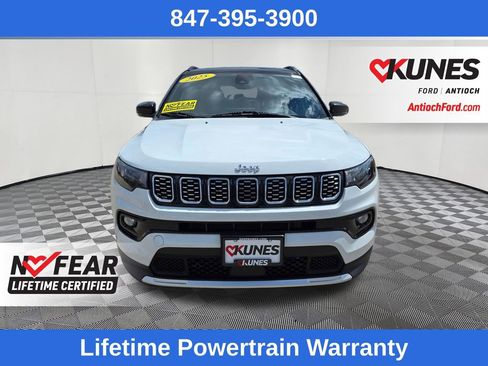 Used 2025 Jeep Compass Limited AWD/4WD image 2