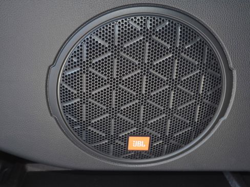 Used 2025 Toyota RAV4 XSE image 20