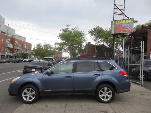 Used 2014 Subaru Outback 2.5i Premium AWD/4WD image 7