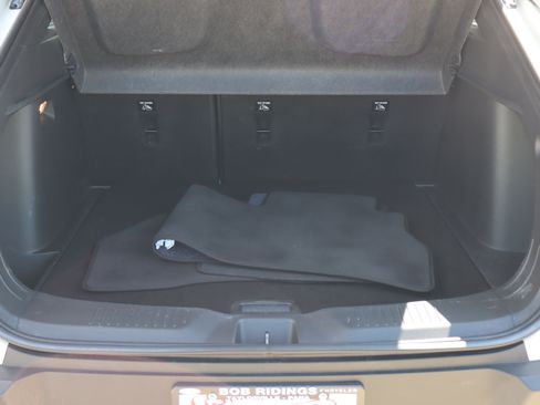 Used 2024 Buick Envista Preferred w/ Convenience I Package FWD image 23