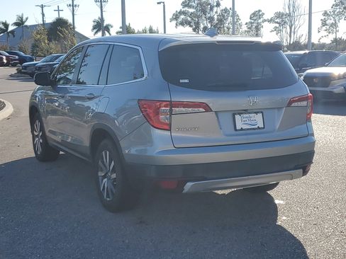 Used 2021 Honda Pilot EX image 6