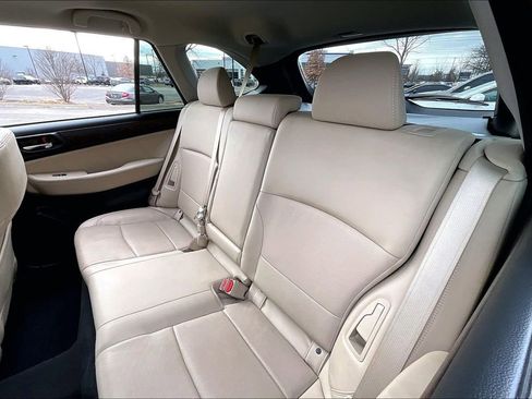 Used 2019 Subaru Outback 2.5i Limited w/ Popular Package #2 image 29